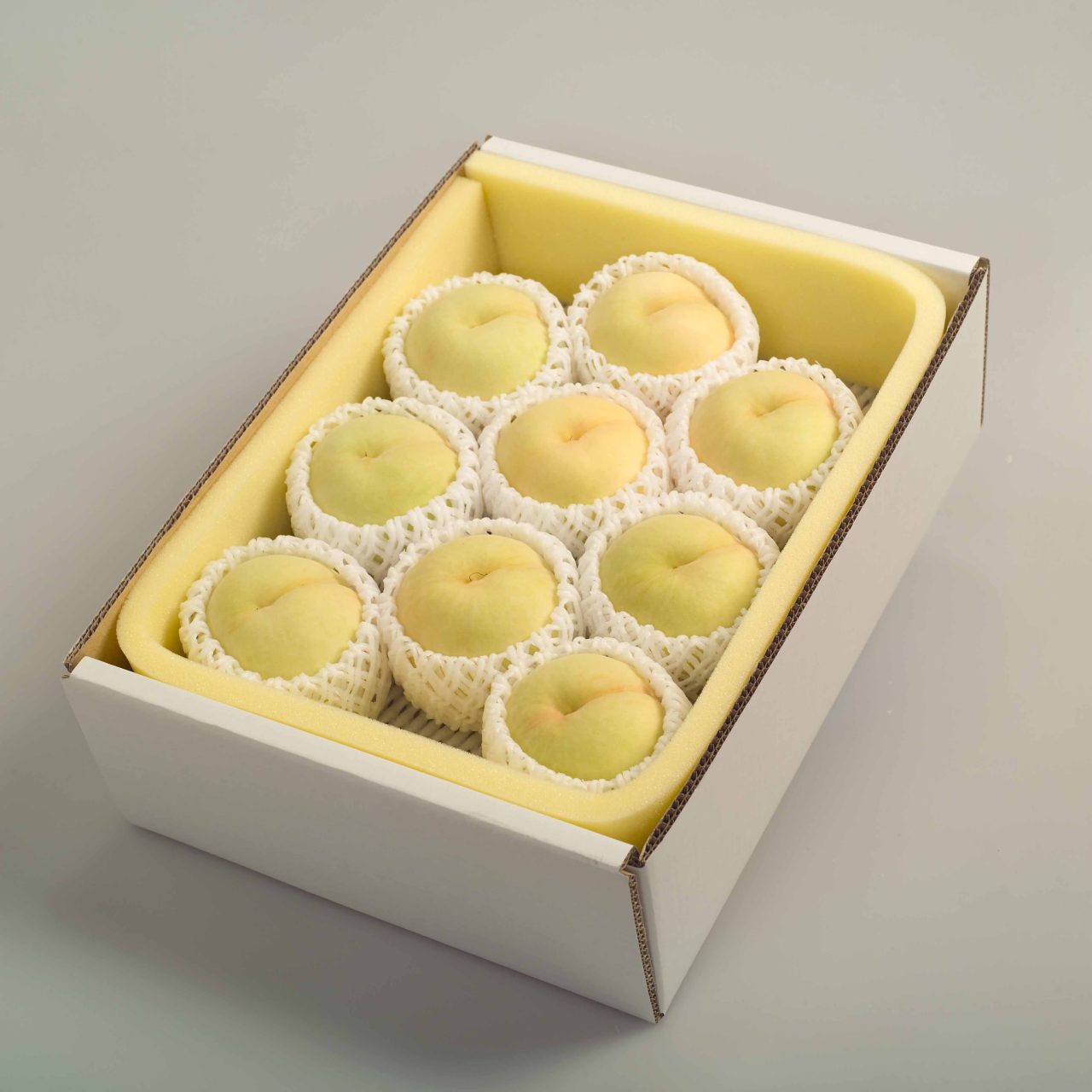 岡山白桃 １．８ｋｇ 桃